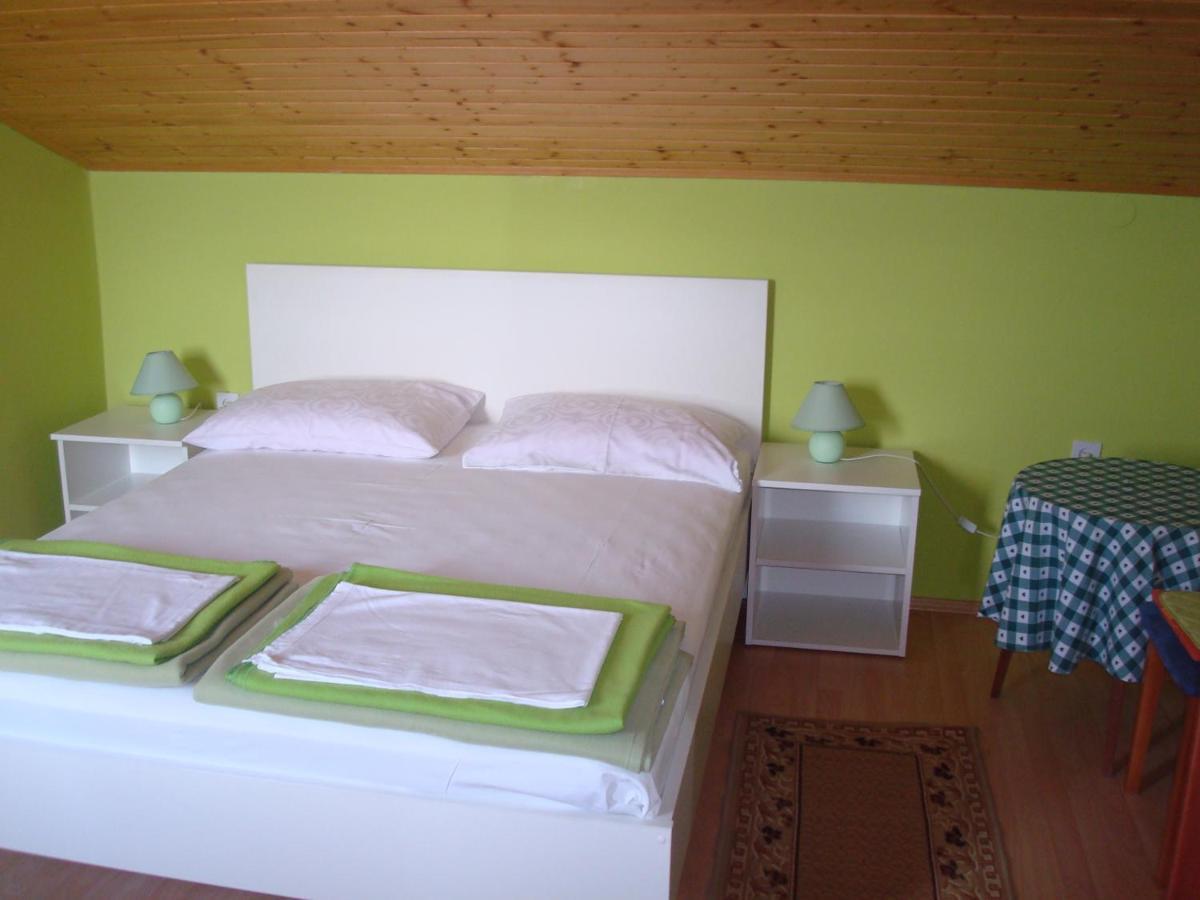 Apartmani Zafaranic Crikvenica Εξωτερικό φωτογραφία