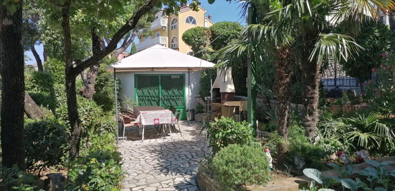 Apartmani Zafaranic Crikvenica Εξωτερικό φωτογραφία